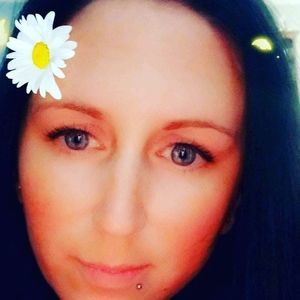 Meet your Posher, Cassandra